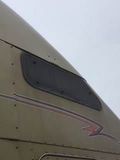 Kenworth T660 Right Sleeper Window
