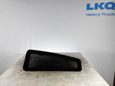 Kenworth T680 Right Sleeper Window