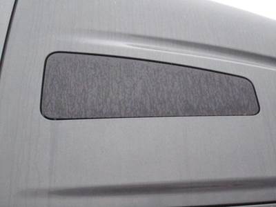 Kenworth T680 Right Sleeper Window