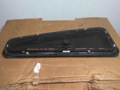 Kenworth T680 Right Sleeper Window