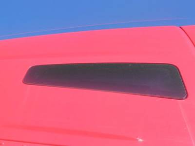 Kenworth T680 Left Sleeper Window