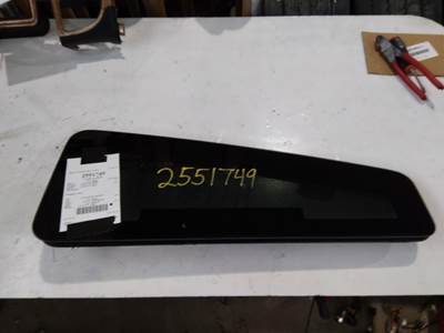 Kenworth T680 Right Sleeper Window