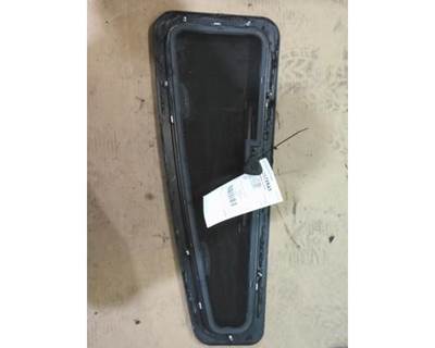 Kenworth T680 Right Sleeper Window