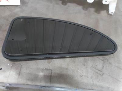 Kenworth T700 Right Sleeper Window