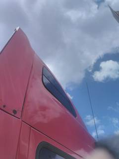 Peterbilt 387 Right Sleeper Window