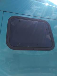 Peterbilt 387 Right Sleeper Window