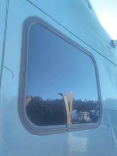 Peterbilt 387 Right Sleeper Window