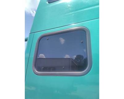 Peterbilt 387 Right Sleeper Window