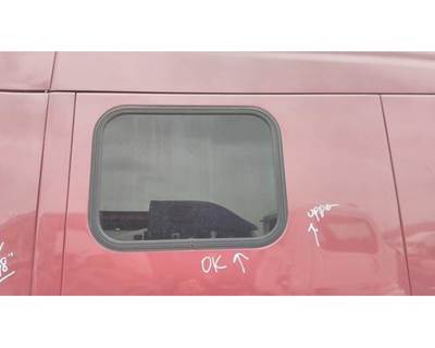 Peterbilt 387 Right Sleeper Window