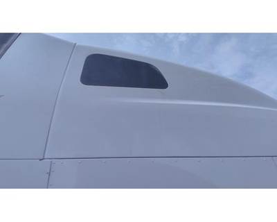 Peterbilt 579 Right Sleeper Window