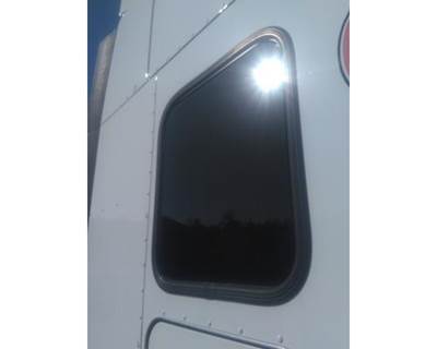 Peterbilt 579 Right Sleeper Window