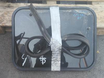 Peterbilt 587 Right Sleeper Window