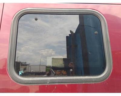 Peterbilt 587 Right Sleeper Window
