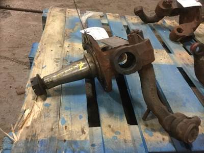 Ford F6HT3105CA Right Spindle