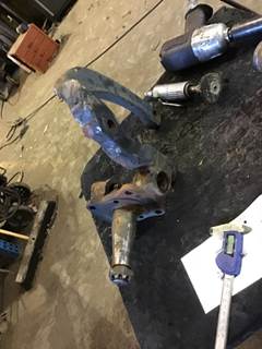 Isuzu NQR Left Spindle