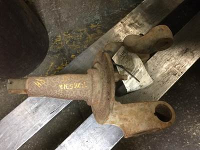 Spicer 220SK100 Right Spindle