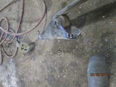 Freightliner Cascadia Right Spring Hanger