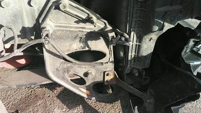 International LT Right Spring Hanger