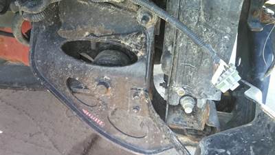 International LT Right Spring Hanger