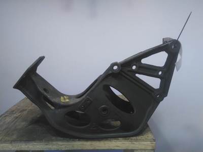 International ProStar Left Spring Hanger for a International PROSTAR 113