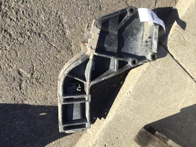 Kenworth T2000 Right Spring Hanger