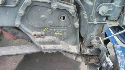 Kenworth T680 Right Spring Hanger