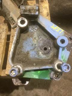 Kenworth T800 Left Spring Hanger