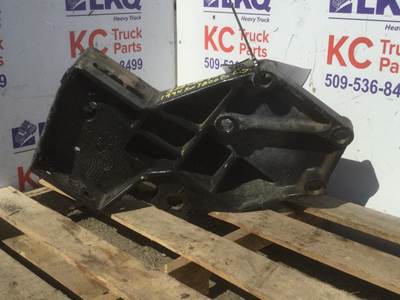 Kenworth T800B Left Spring Hanger