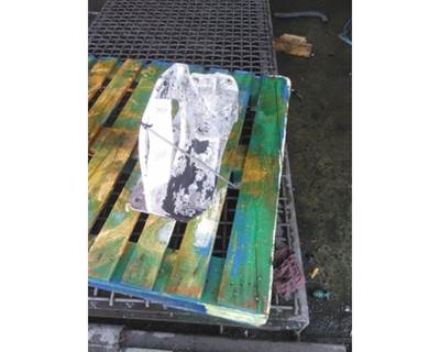 Peterbilt 379 Right Spring Hanger