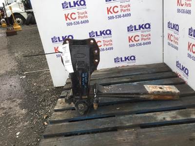 Peterbilt 379EXHD Spring Hanger for a Peterbilt 379 EXHD