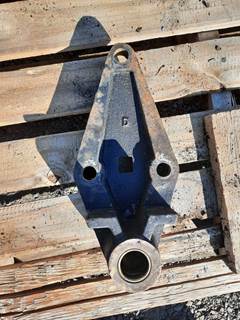 Peterbilt 379EXHD Spring Hanger for a Peterbilt 379 EXHD