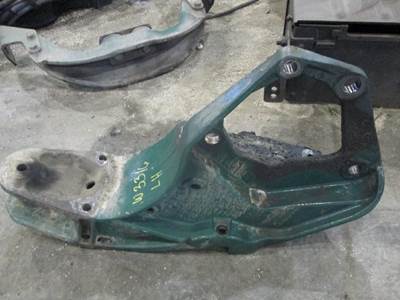 Peterbilt 387 Left Spring Hanger