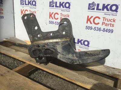 Sterling L9500 Right Spring Hanger