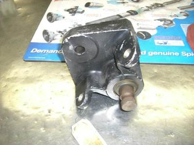 BRACKET FRONT SPRING REAR IH 9300,9400,9670 COE 