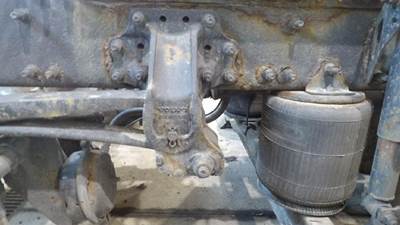 Volvo VNL Right Spring Hanger