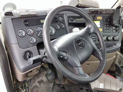 Freightliner Cascadia 113 Left Steering Column