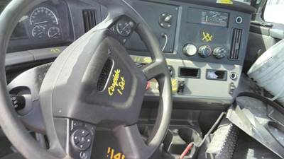 Freightliner Cascadia 116 Steering Column