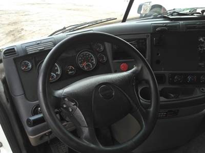 Freightliner Cascadia 125 Steering Column