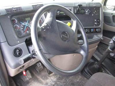 Freightliner Cascadia 125 Left Steering Column