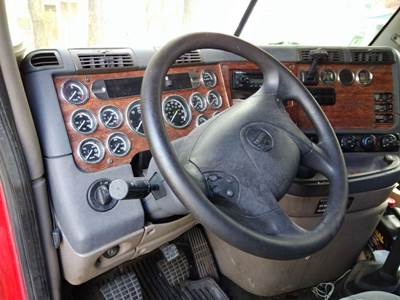 Freightliner Cascadia 125 Steering Column
