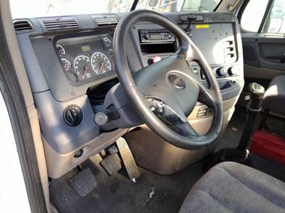 Freightliner Cascadia 125 Steering Column
