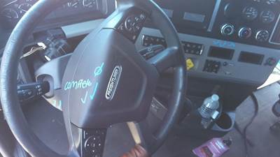 Freightliner Cascadia 126 Steering Column