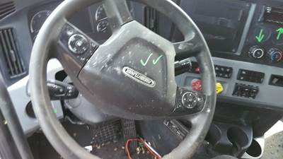 Freightliner Cascadia 126 Steering Column