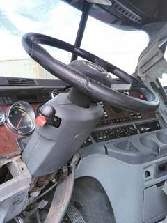 Freightliner Century Class 120 Steering Column for a Freightliner CENTURY 120