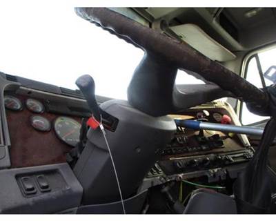 Freightliner Century Class 120 Steering Column for a Freightliner CENTURY 120