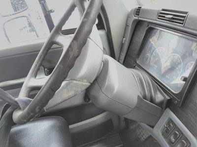 Freightliner Columbia 120 Left Steering Column