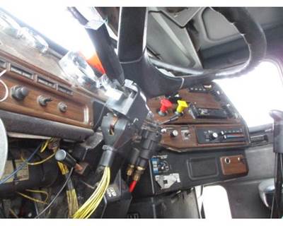 Freightliner FLD120 Steering Column