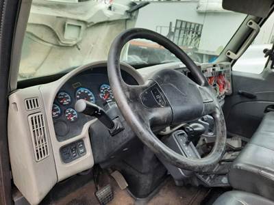 International 4600 Left Steering Column