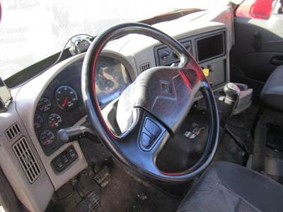 International 8600 Left Steering Column