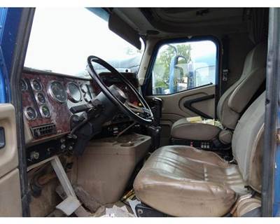 International 9400i Left Steering Column